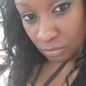 Meet your Posher, Keisha